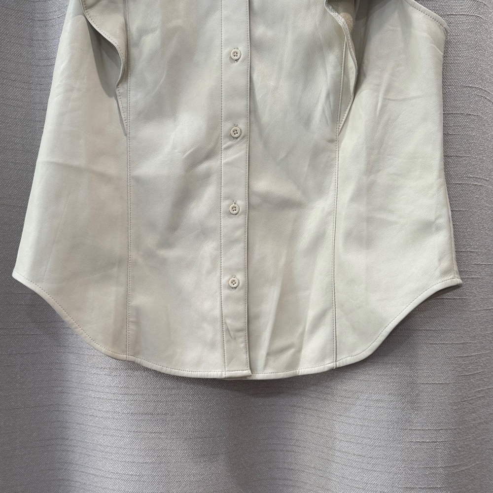 NWT GAP Women's Vegan Faux Leather Cream Button-Down Shirt Size Medium - Picture 4 of 10